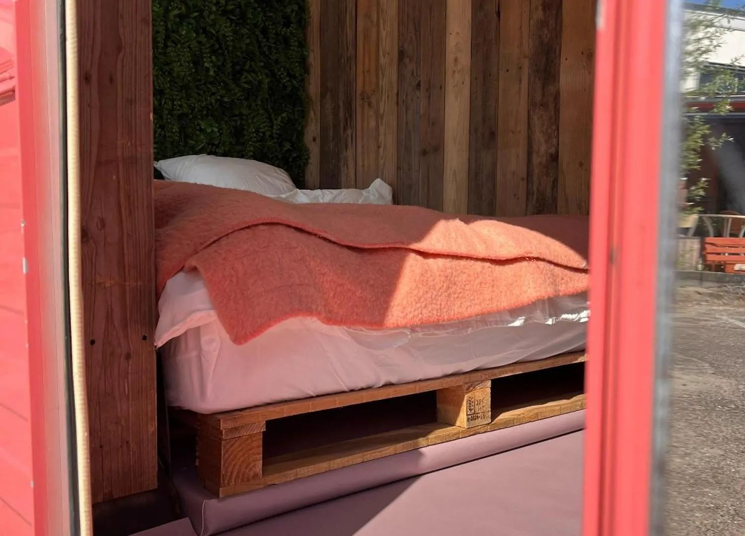 De Buitenkans Unique Cabins - Urban Camping